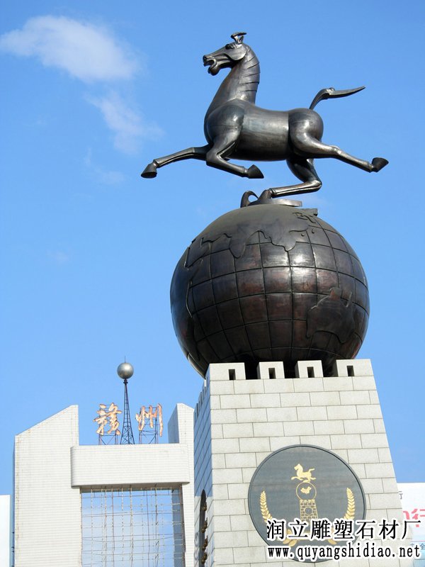 石雕馬踏飛燕